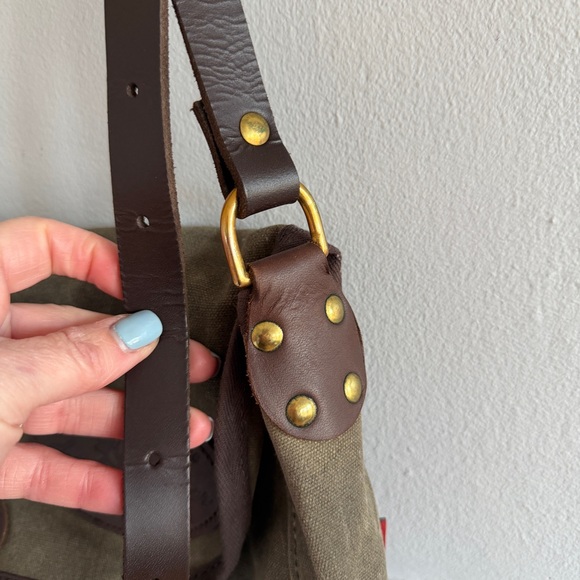 FROST RIVER > Shell Bag - Picture 13 of 13